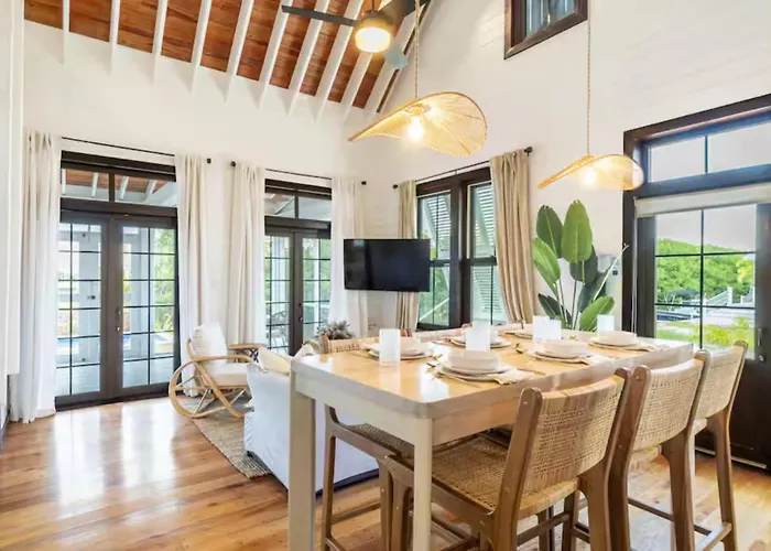 Modern House With Océano View In Belize